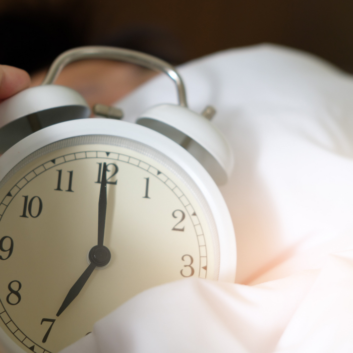 Kvalitní spánek je pro pleť nezbytný. A zatočí i s jarní únavou